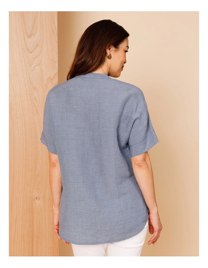 Short Sleeve Shirt With Yoke And Stand Collar In Blue/White Texture image 6