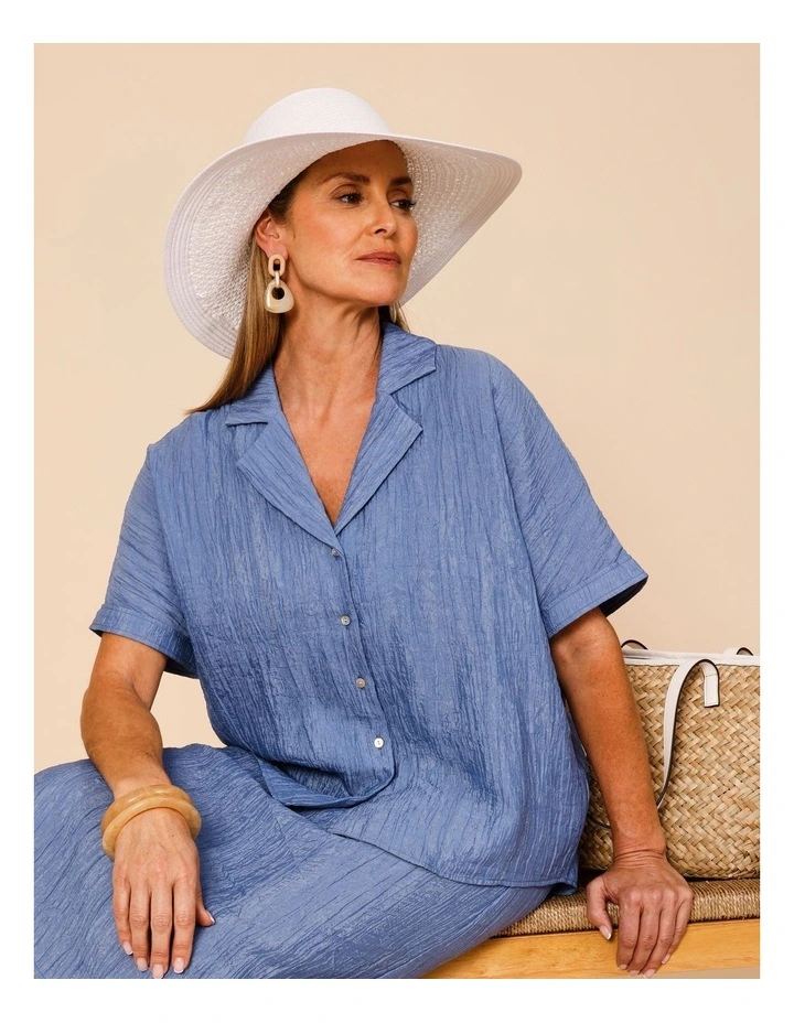 Short Sleeve Collared Crinkle Shirt In Blue image 1