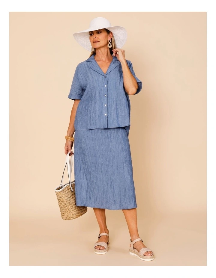 Short Sleeve Collared Crinkle Shirt In Blue image 6