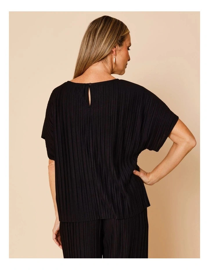 Plisse Elbow Length Sleeves Tee In Black image 6