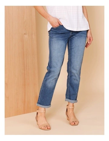 Wardrobe Staple Crop Denim Jean in Mid Blue
