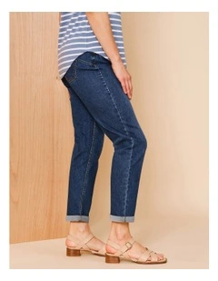 Wardrobe Staple Crop Denim Jean in Dark Blue