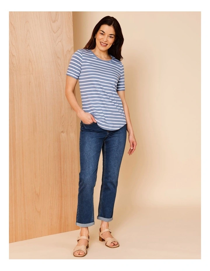 Wardrobe Staple Crop Denim Jean in Dark Blue image 2