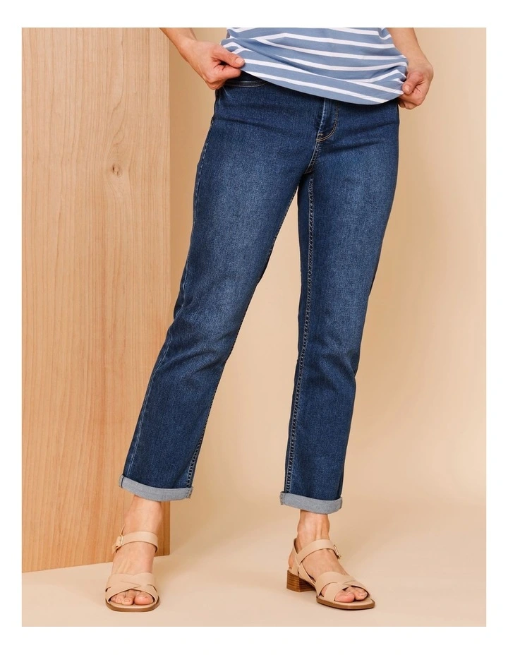 Wardrobe Staple Crop Denim Jean in Dark Blue image 3