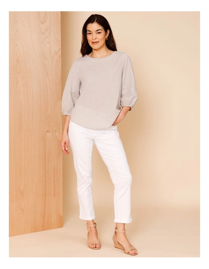 Wardrobe Staple Crop Denim Jean In White image 2
