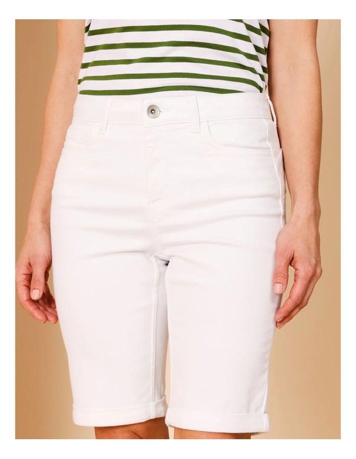 5 Pocket Stretch Denim Short In White image 3