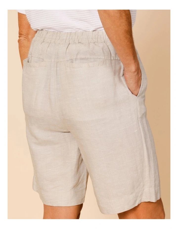 Elastic Back Linen Blend Short In Oatmeal Crossdye image 4