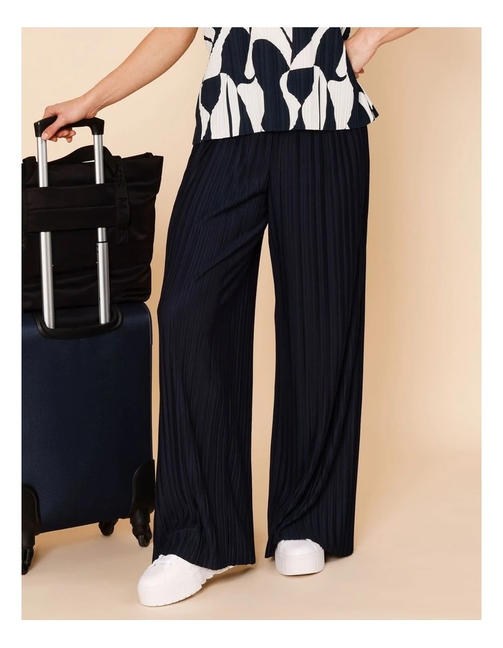 Plisse Full Length Pant in Navy image 3