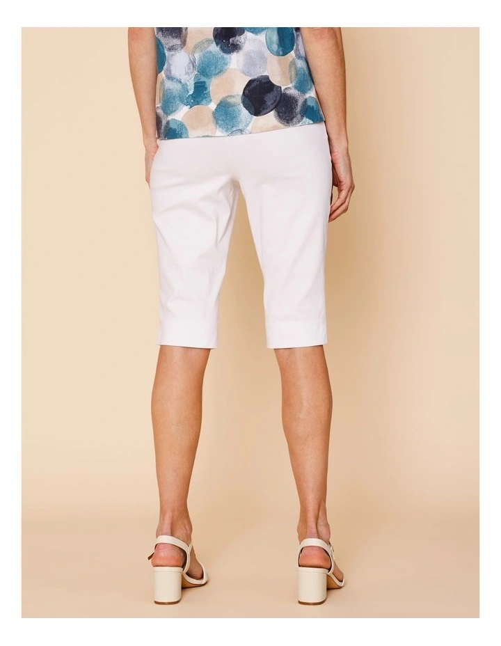 Wardrobe Staple Stretch Pedal Pusher In White image 5