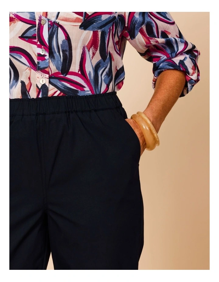 Elastic Waist Stretch Poplin Pant In Navy image 3