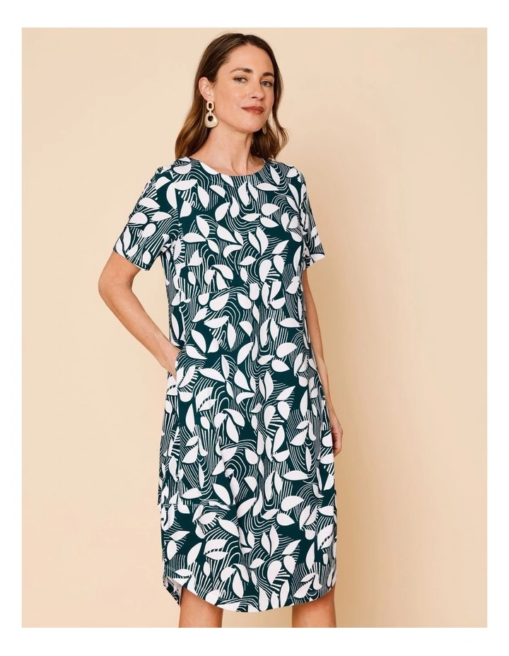 Short Sleeve Knit Dress With Darted Hem And Pockets In Teal/White Abstract Print image 2