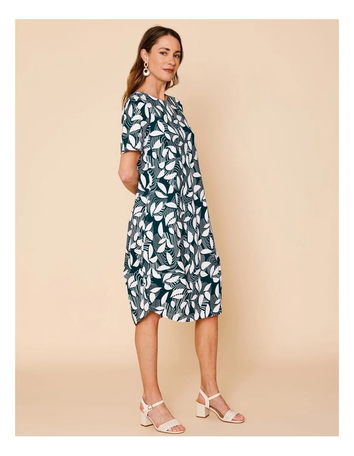 Short Sleeve Knit Dress With Darted Hem And Pockets In Teal/White Abstract Print image 3