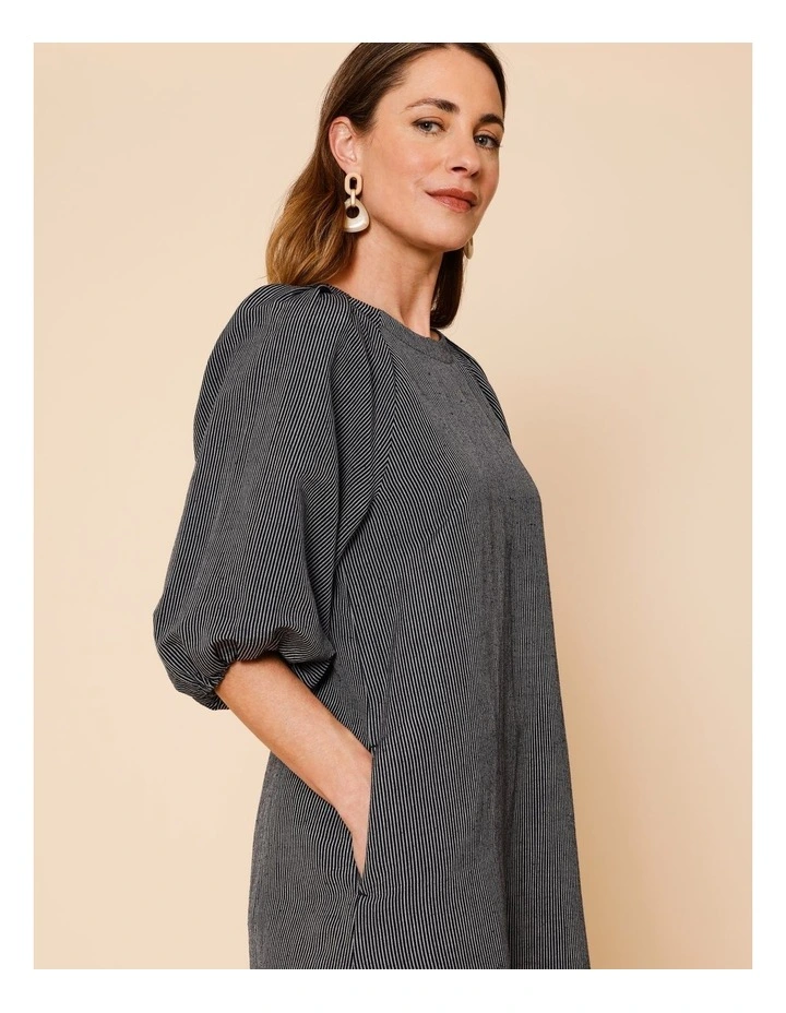 3/4 Sleeve Asymmetric Dress With Side Pockets In Black/Neutral Line Print image 2