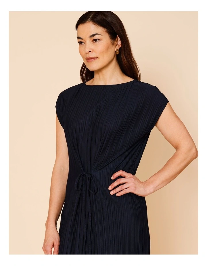 Cap Sleeve Plisse Dress In Navy image 3