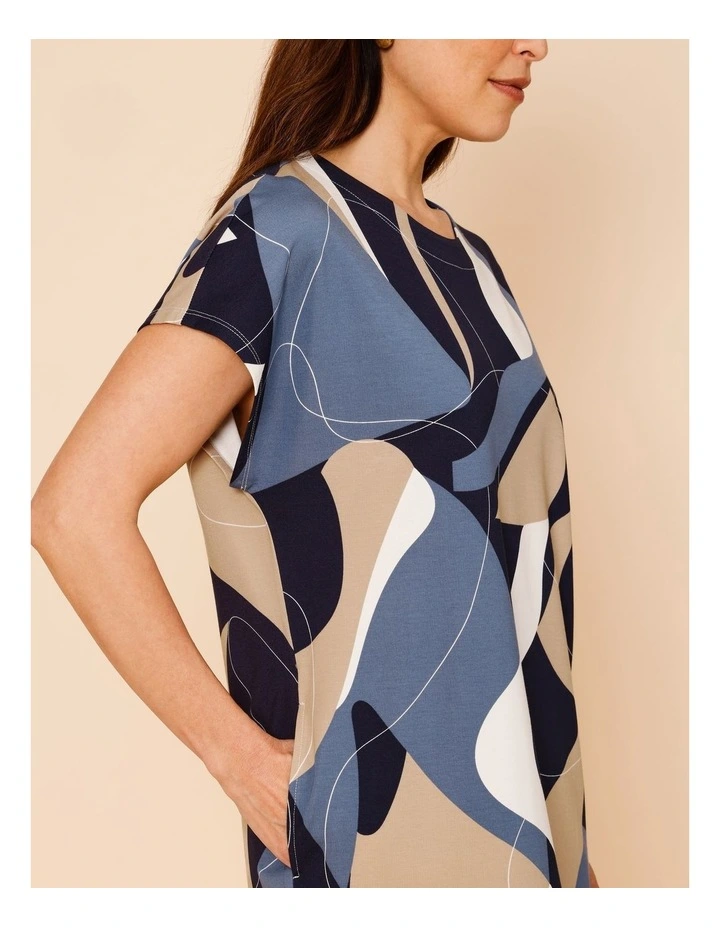SHORT SEEVE KNIT DRESS WITH POCKETS-BLUE/NATURAL/WHITE ABSTRACT PRINT image 3