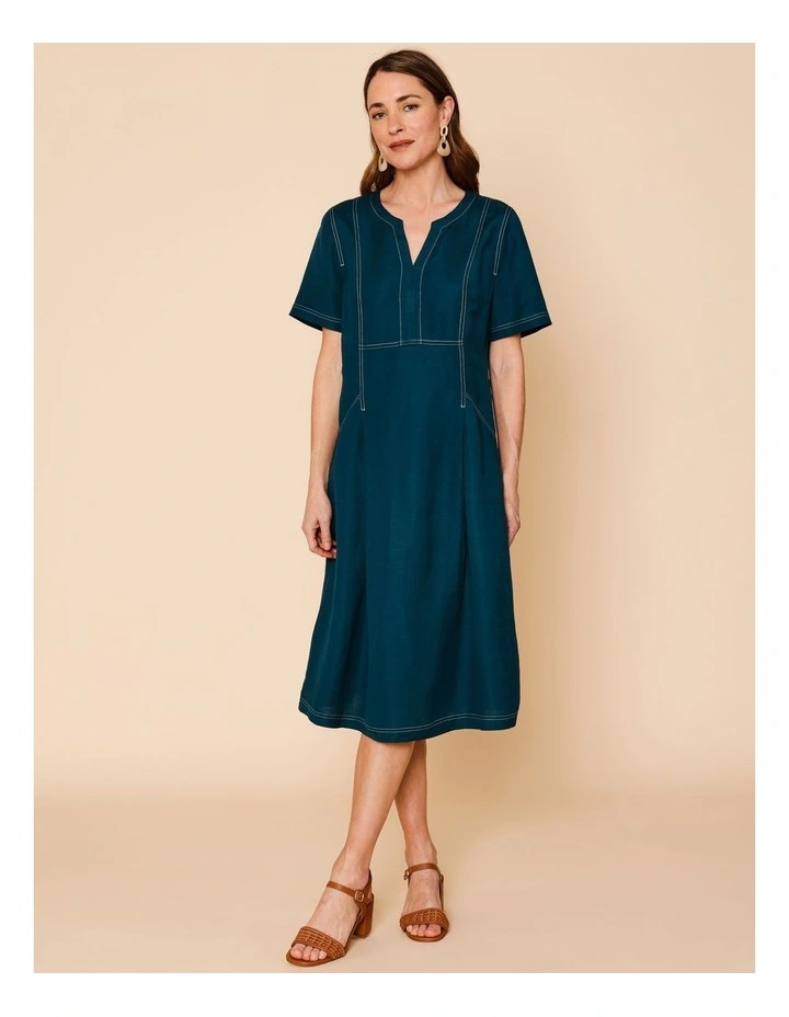 Short Sleeve Dress With Yoke And Pockets In Peacock/White Contrast Top Stitching image 2