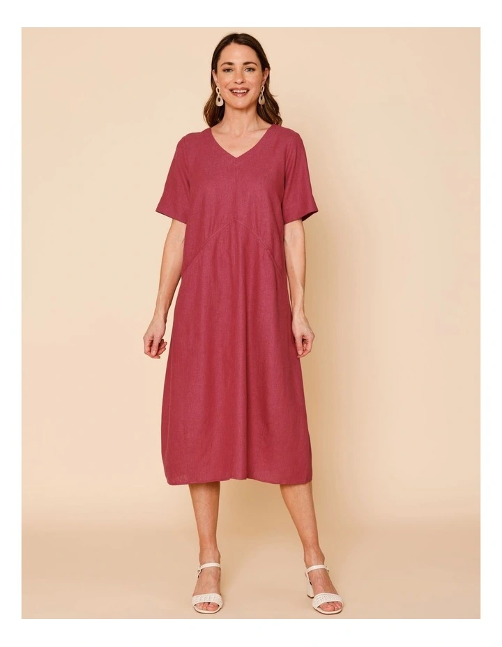 Short Sleeve Dress With Shaped Waist And Pockets In Burgundy image 2
