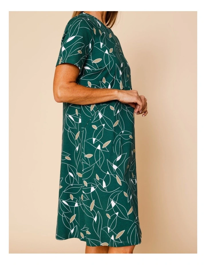 Short Sleeve Spliced Knit Dress With Pockets In Green With Neutral/White Leaf Print image 5