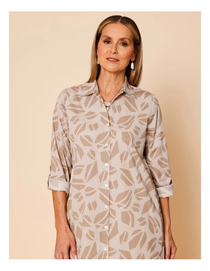 3/4 Sleeve Poplin Shirt Dress With Side Panels And Roll Up Sleeve In Neutral Abstract/Stripe image 2