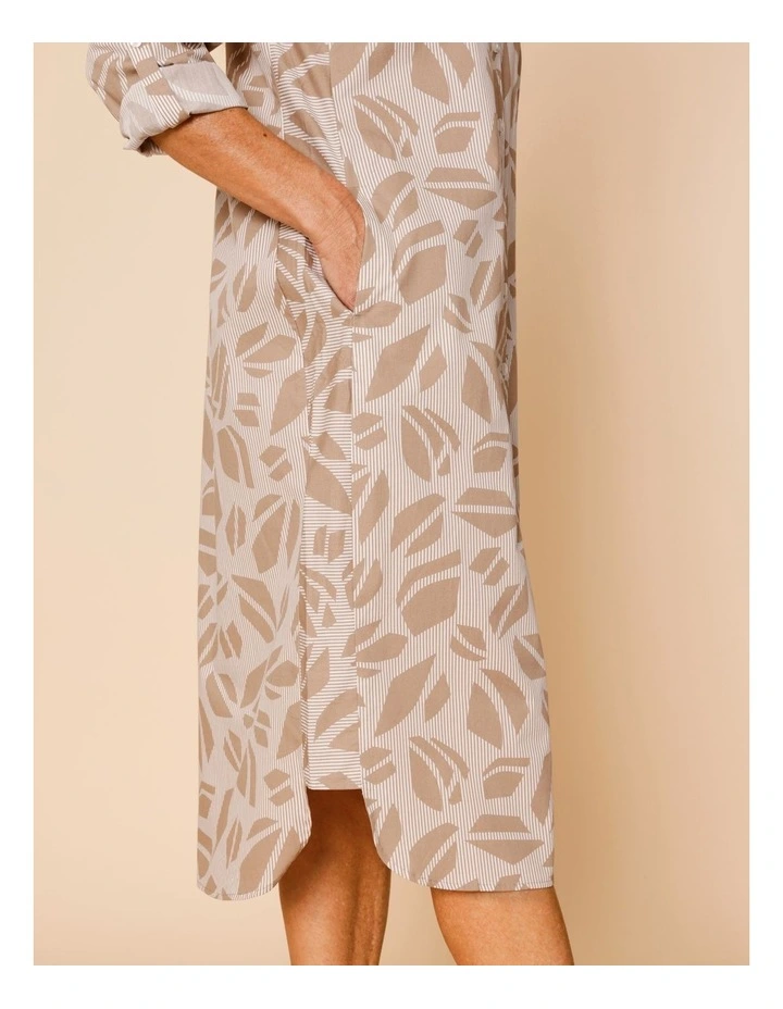 3/4 Sleeve Poplin Shirt Dress With Side Panels And Roll Up Sleeve In Neutral Abstract/Stripe image 5