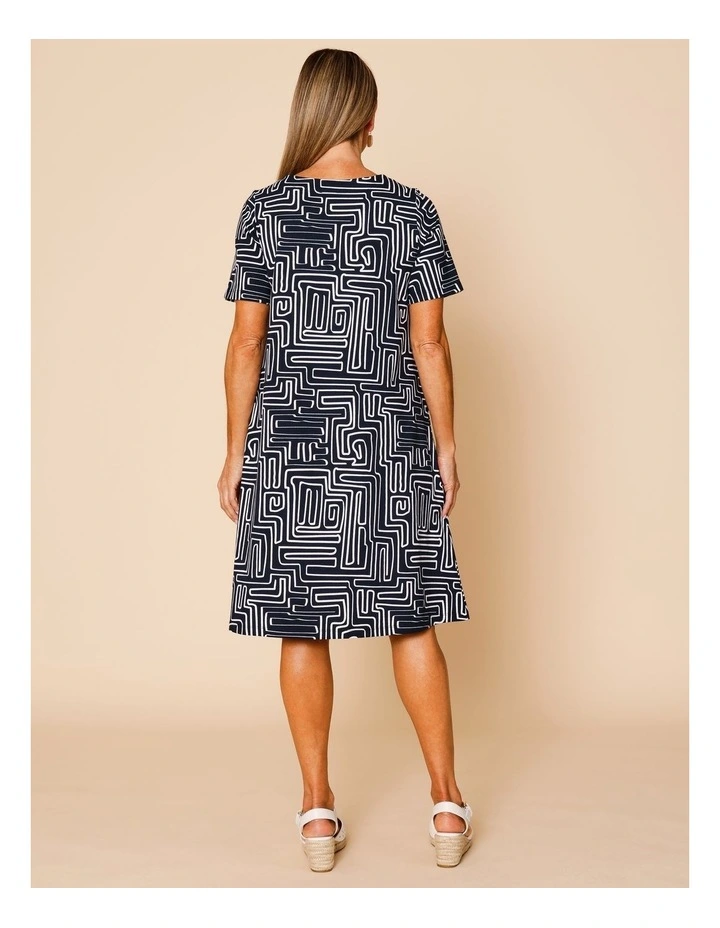 Short Sleeve Spliced Knit Dress With Pockets In Navy/White Geo Line Print image 6