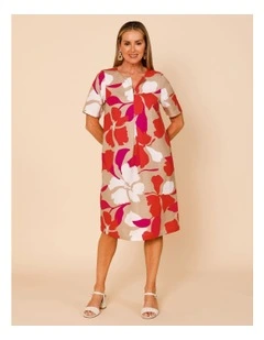 Notch Neck Short Sleeve Dress With Front Pleat And Pockets In Neutral/ White/ Red/ Pink Large Abstract Floral