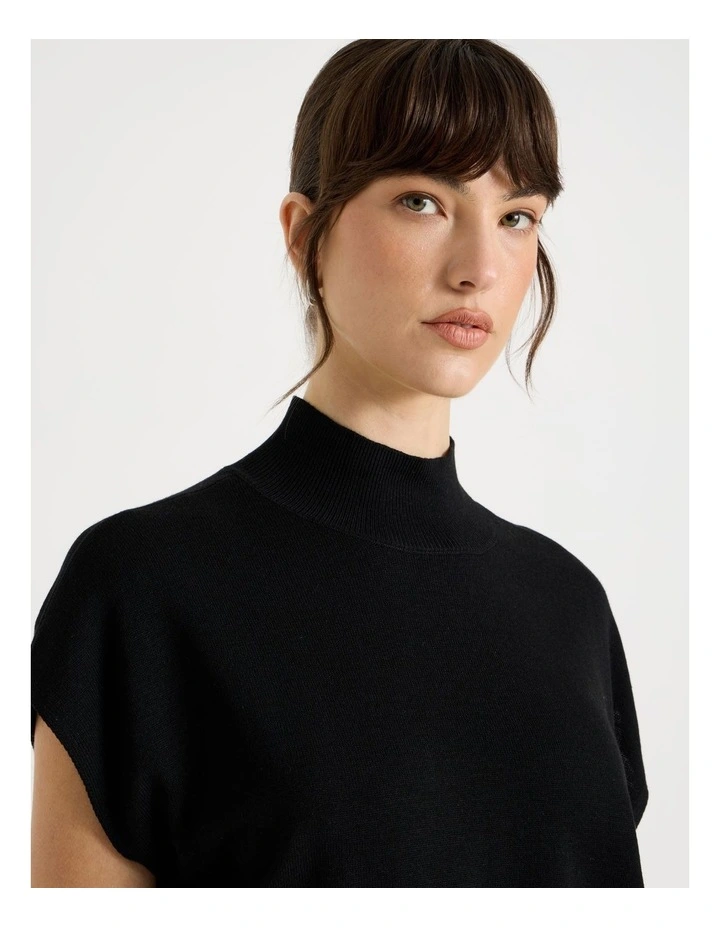 Knitted Vest image 2