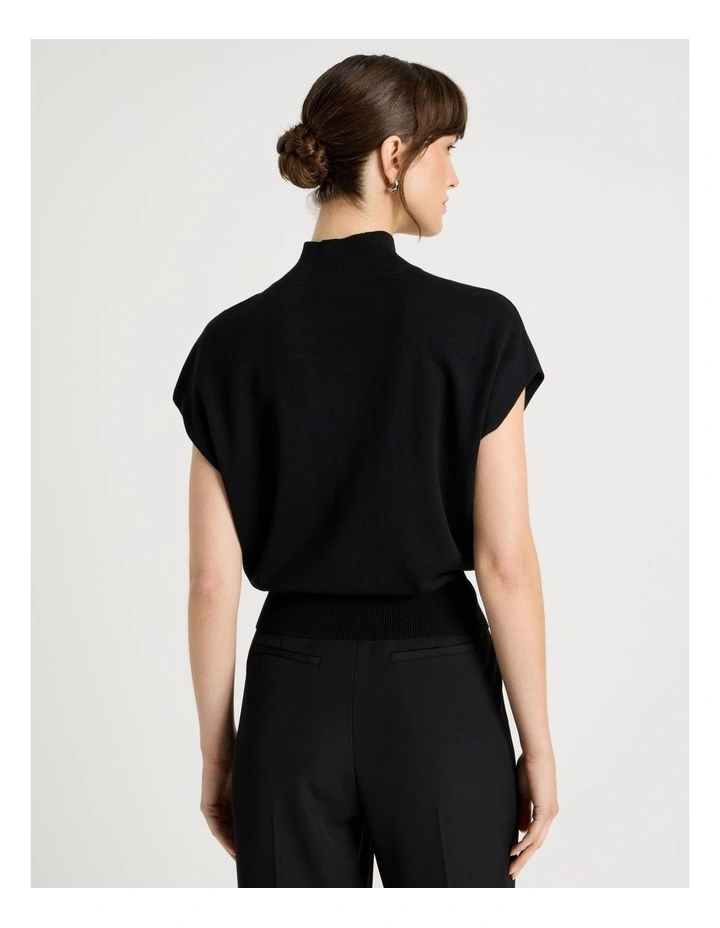 Knitted Vest image 4