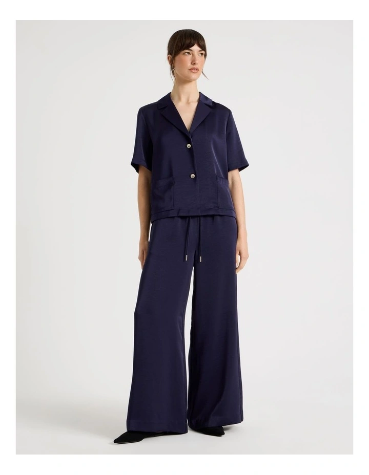 Cropped Short Sleeve Satin Shirt in Navy image 3