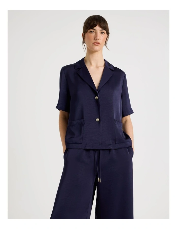 Cropped Short Sleeve Satin Shirt in Navy image 4