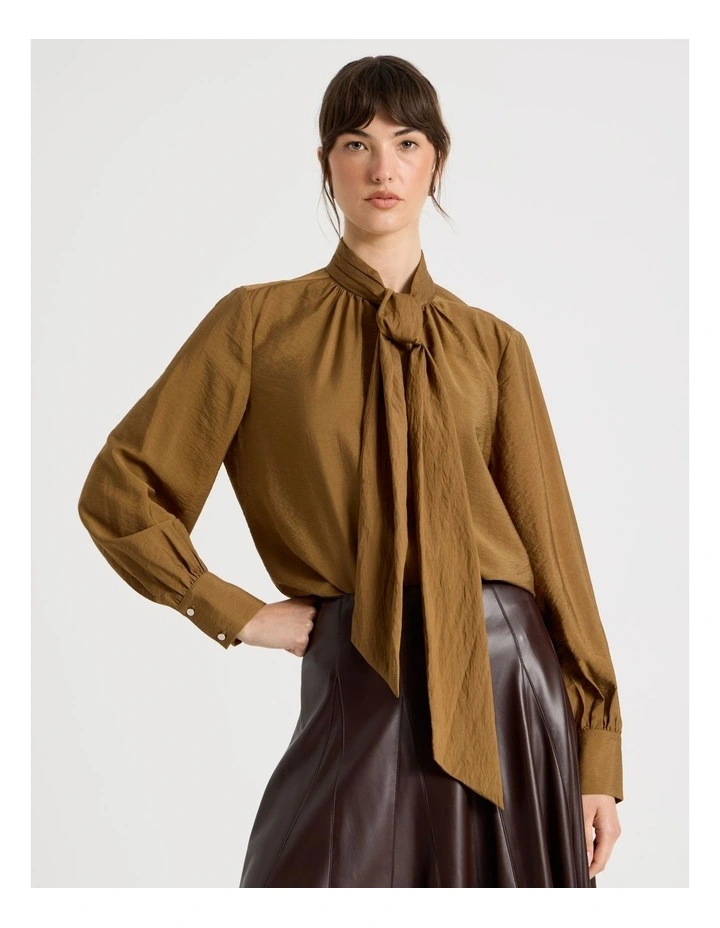 Long Sleeve Tie Front Crinkle Top in Chestnut image 2