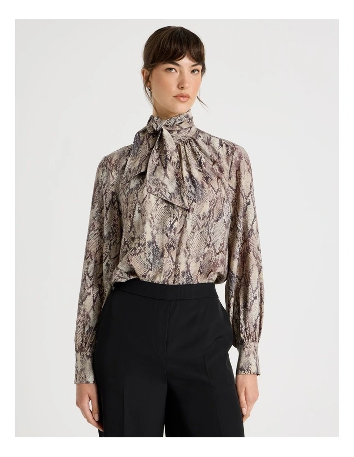 Long Sleeve Tie Front Crinkle Top in Snake Print image 3