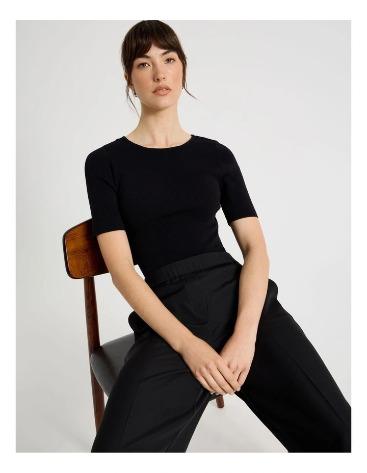 Short Sleeve Crew Neck Tee image 2