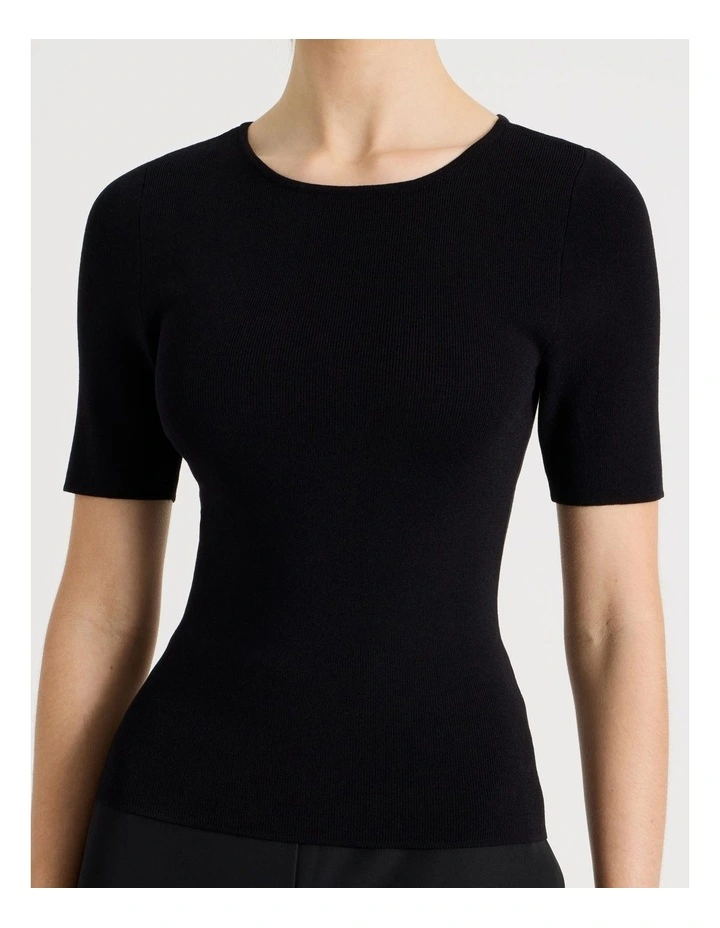 Short Sleeve Crew Neck Tee image 7