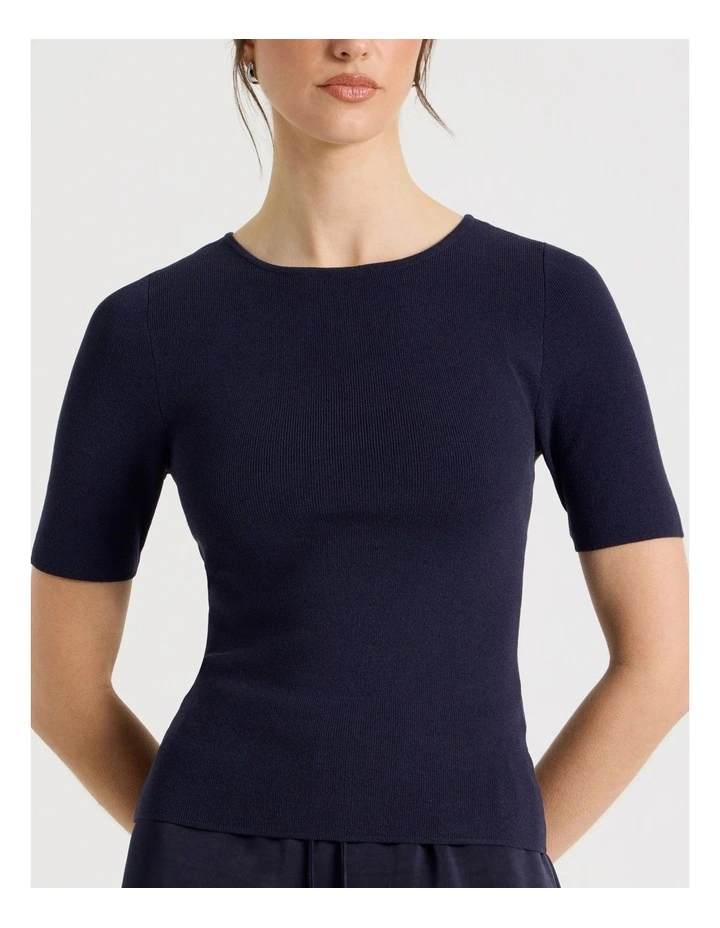 Short Sleeve Crew Neck Tee image 4