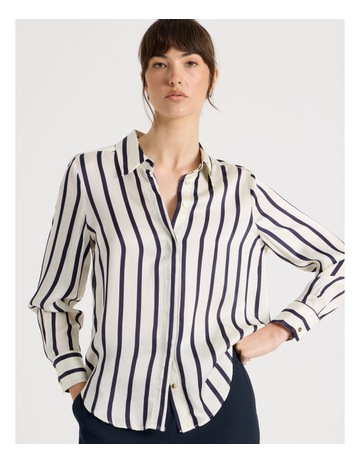 Navy/ White Stripe colour