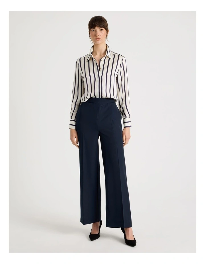 Long Sleeve Stripe Shirt in Navy and White Stripe image 4