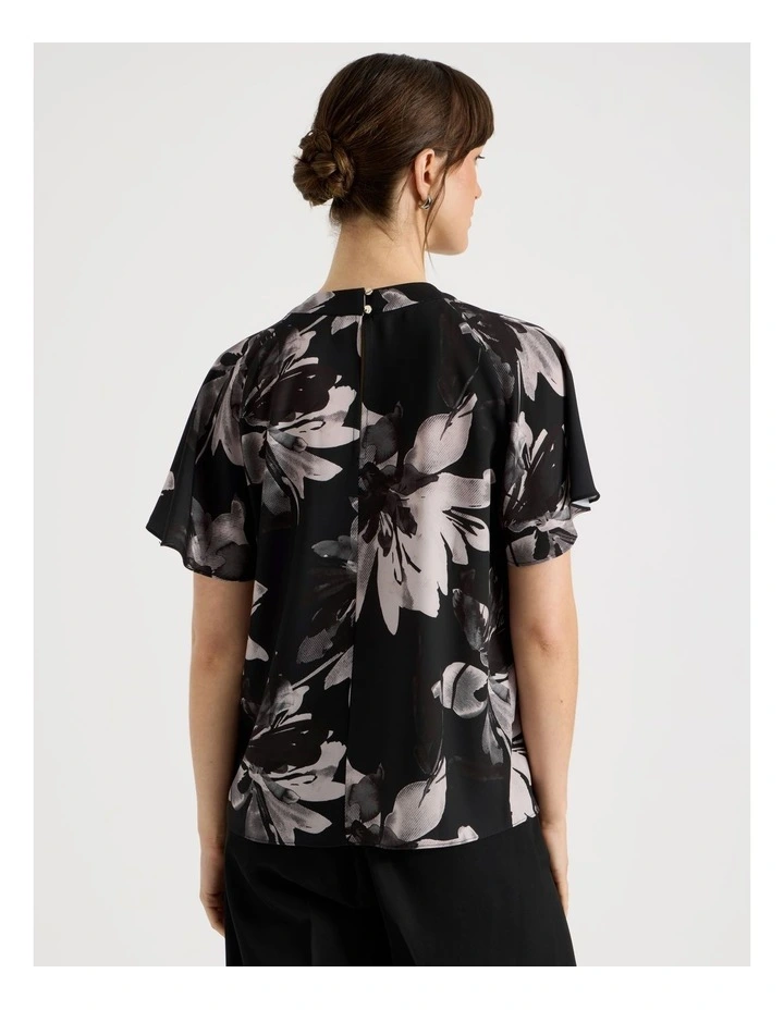 Pintuck Twill Short Sleeve Top in Monochrome Floral Print image 6