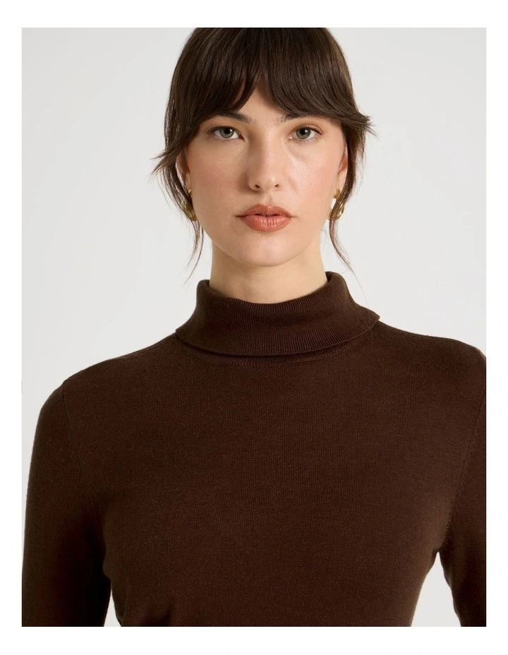 Fine Knit Skivvy in Chestnut image 2