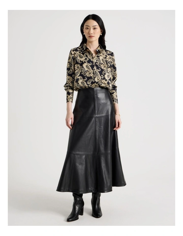 Long Sleeve Blouse in Paisley Print image 3