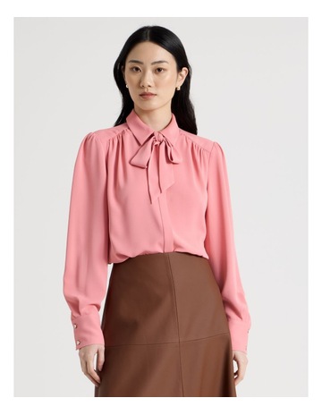 Pink colour