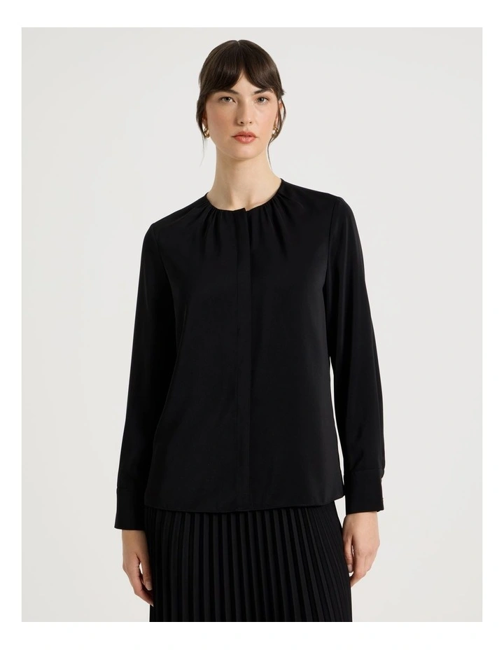 Long Sleeve Pleated Crew Blouse in Black image 2