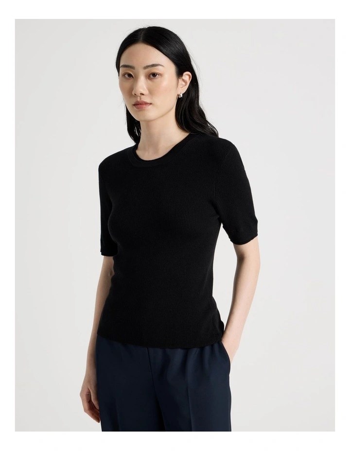 Short Sleeve Double Layer Knit Tee in Black image 5
