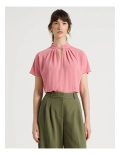 Short Sleeve Tuck V Neck Top in Pink