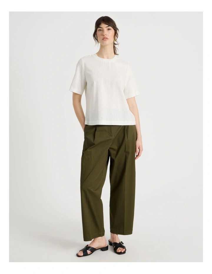 Short Sleeve Linen Blend Crew Neck Tee in White image 7
