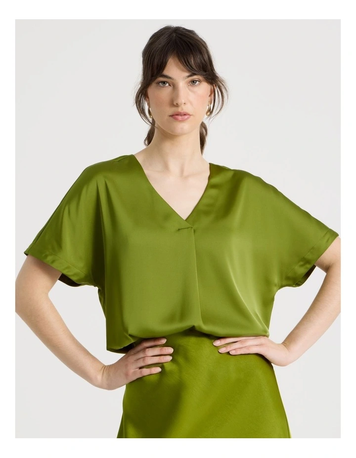 Short Sleeve Satin V Neck Tee in Guacamole image 4
