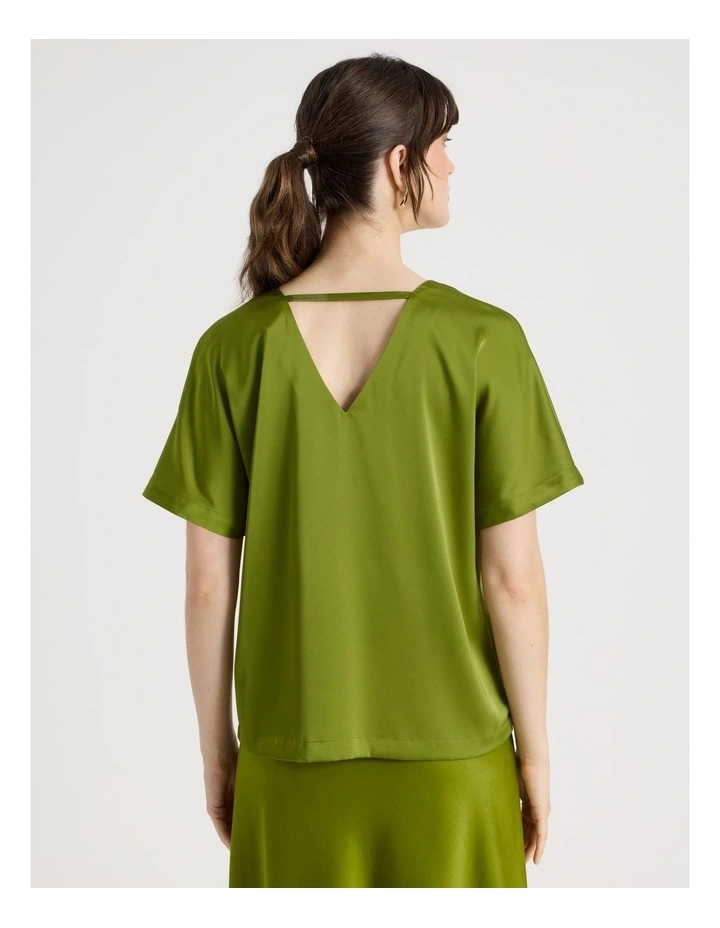 Short Sleeve Satin V Neck Tee in Guacamole image 6