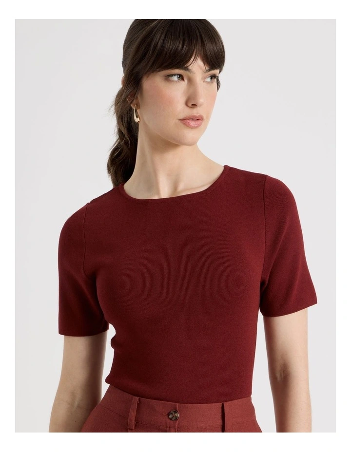 Short Sleeve Knit Tee in Wine image 3