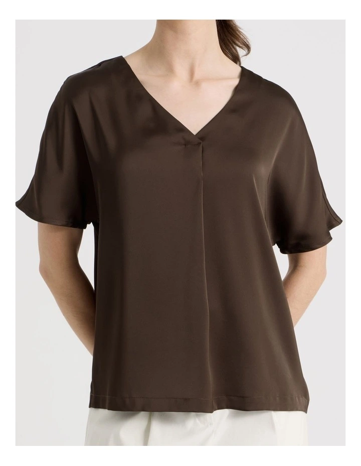 Short Sleeve Satin V Neck Tee in Dark Brown image 7