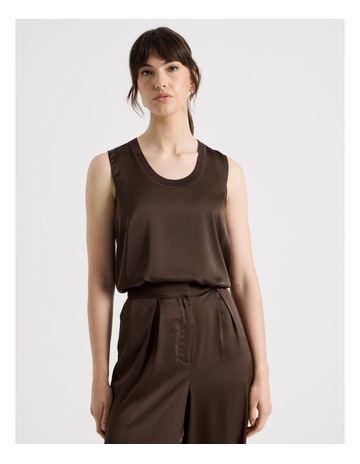 Chocolate colour